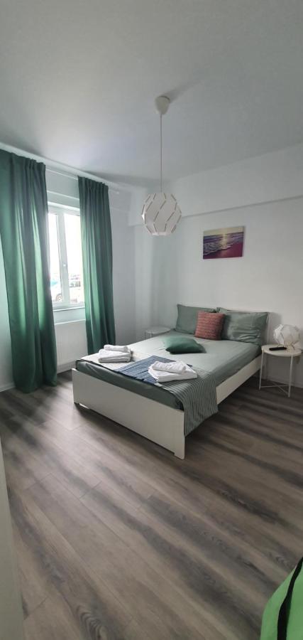 Seashore Residence 5 Navodari Luaran gambar